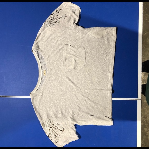 Hollister cropped shirt - Picture 1 of 4